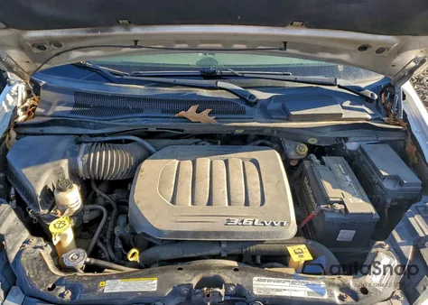 2011 Chrysler Town & Country Touring from USA, damaged, VIN 2A4RR5DG7BR734980